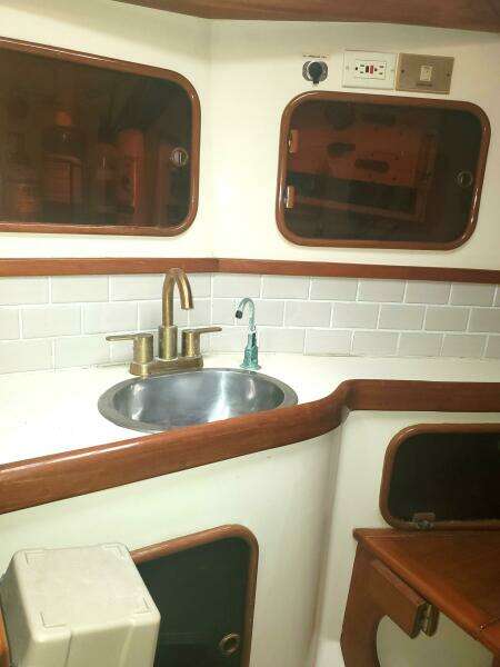 SOLIS 43ft Hans Christian Yacht For Sale