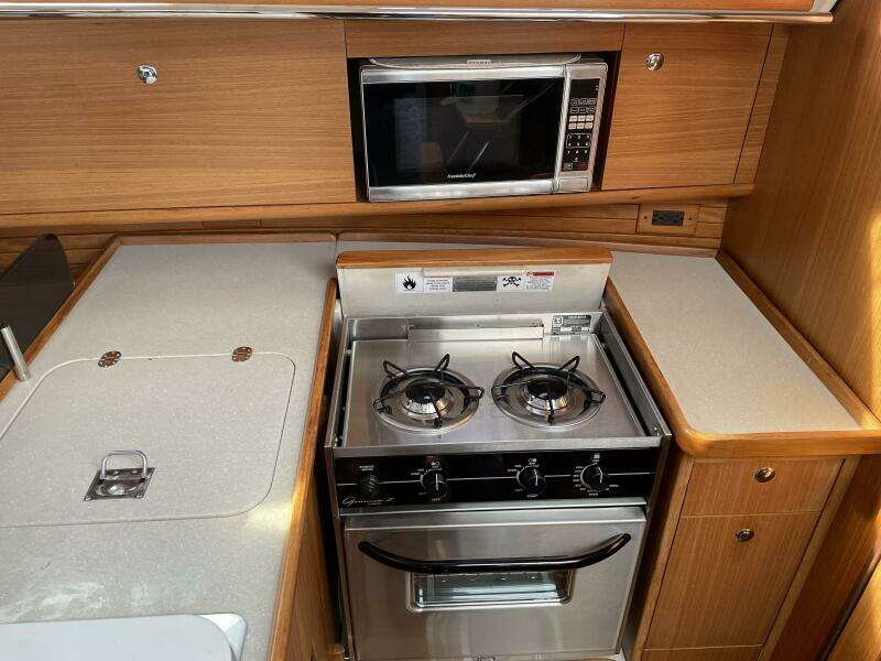 TIL SNOW 36ft Catalina Yacht For Sale