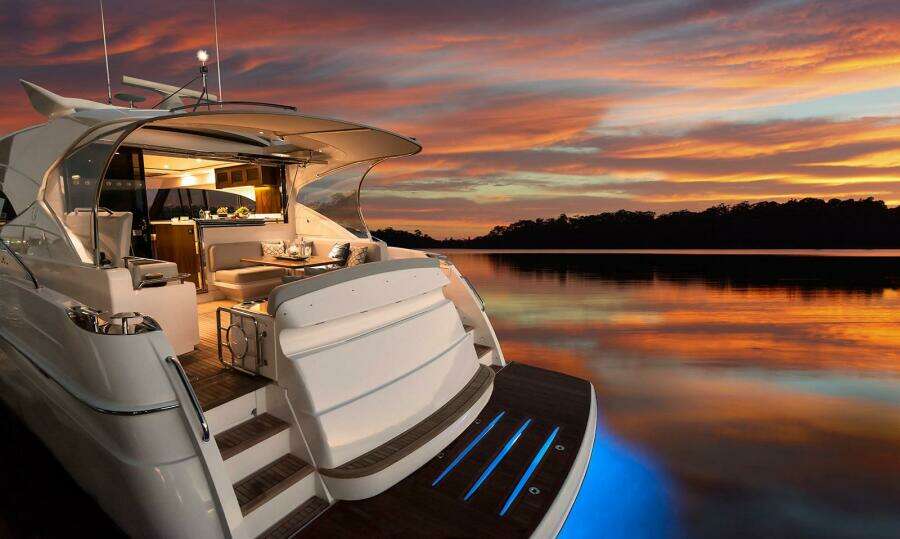 WATER DOG 54ft Riviera Yacht For Sale WATER DOG 54ft Riviera Yacht For Sale