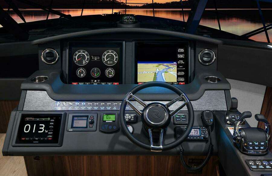 WATER DOG 54ft Riviera Yacht For Sale WATER DOG 54ft Riviera Yacht For Sale