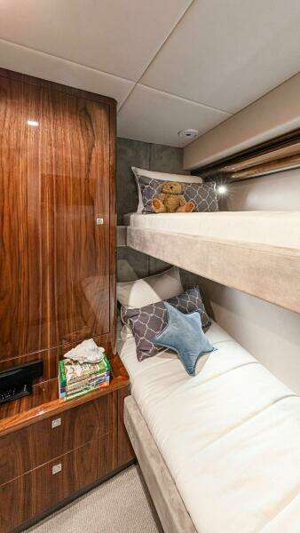 WATER DOG 54ft Riviera Yacht For Sale WATER DOG 54ft Riviera Yacht For Sale