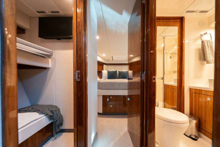 WATER DOG 54ft Riviera Yacht For Sale