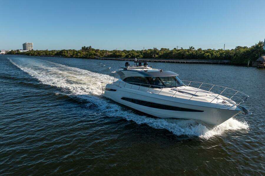 WATER DOG 54ft Riviera Yacht For Sale