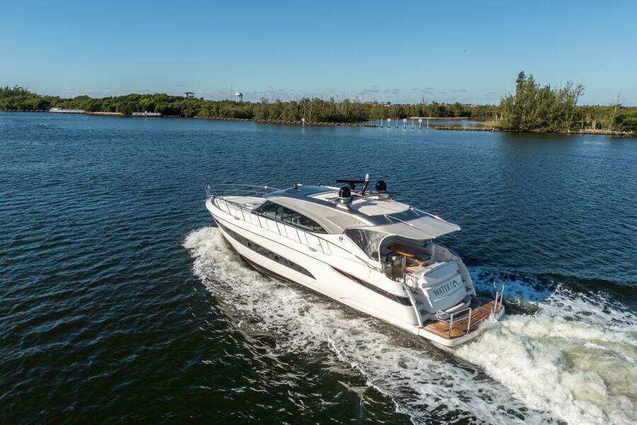 WATER DOG 54ft Riviera Yacht For Sale