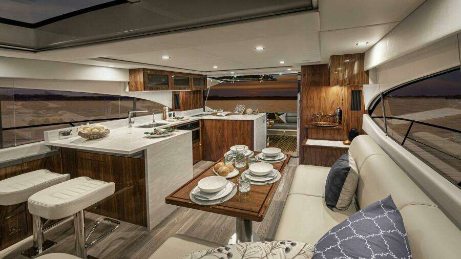 WATER DOG 54ft Riviera Yacht For Sale WATER DOG 54ft Riviera Yacht For Sale