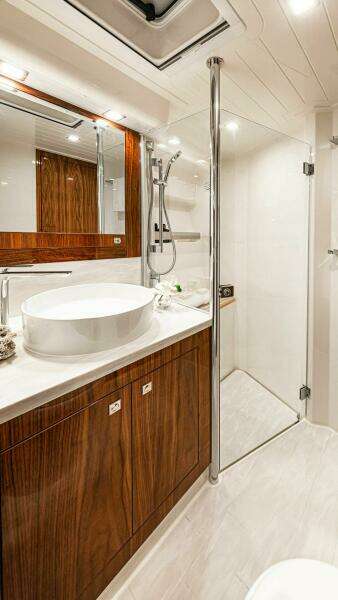 WATER DOG 54ft Riviera Yacht For Sale WATER DOG 54ft Riviera Yacht For Sale