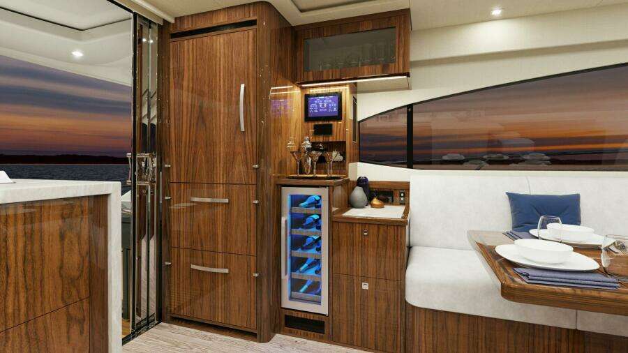 WATER DOG 54ft Riviera Yacht For Sale WATER DOG 54ft Riviera Yacht For Sale