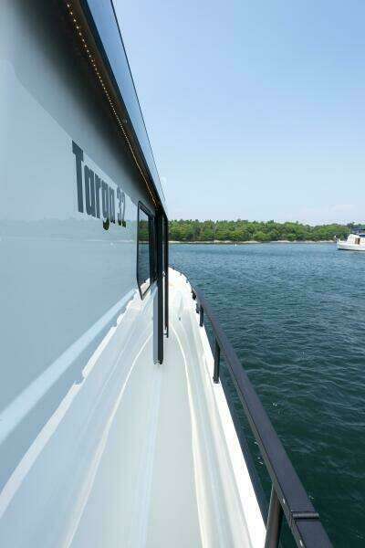 800k    900k OB Stock 7 32ft Targa Yacht For Sale