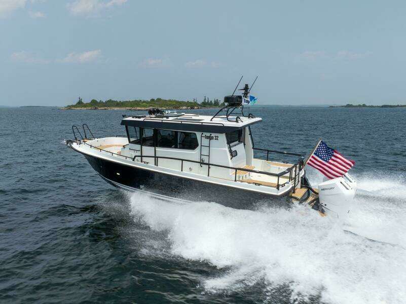800k    900k OB Stock 7 32ft Targa Yacht For Sale