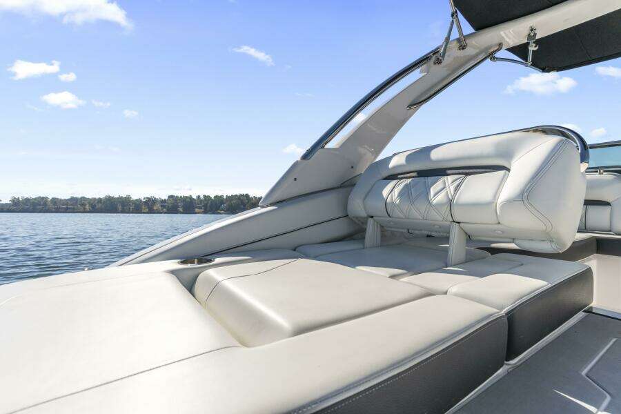 24ft Regal Yacht For Sale