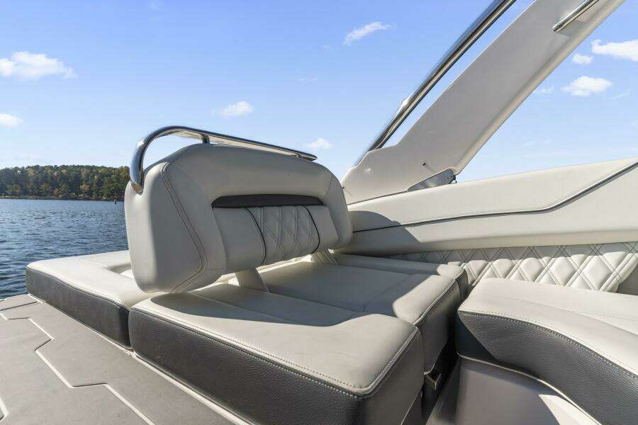 24ft Regal Yacht For Sale