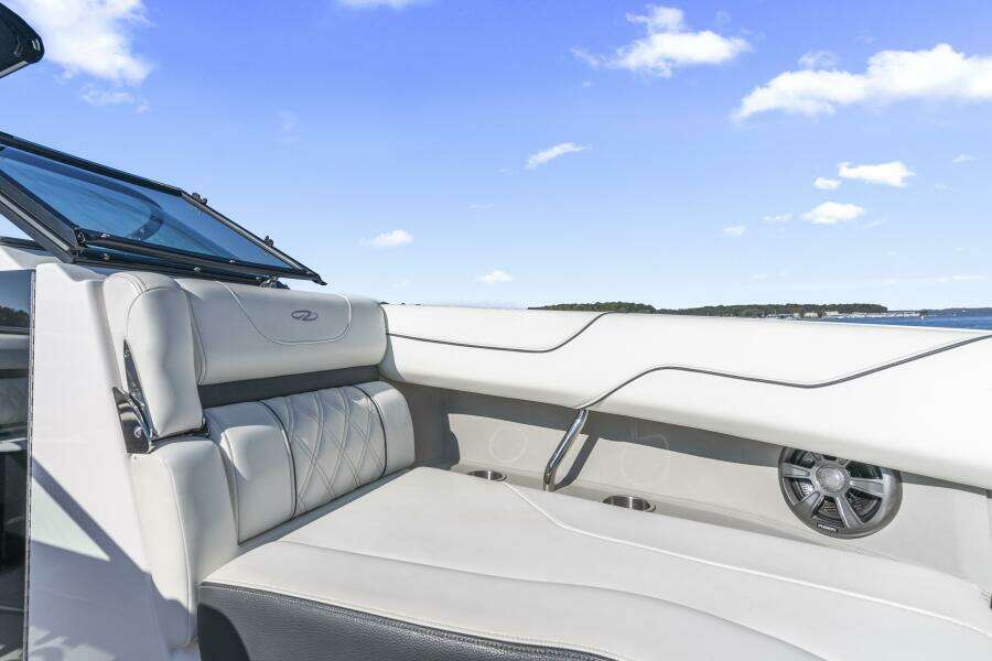 24ft Regal Yacht For Sale