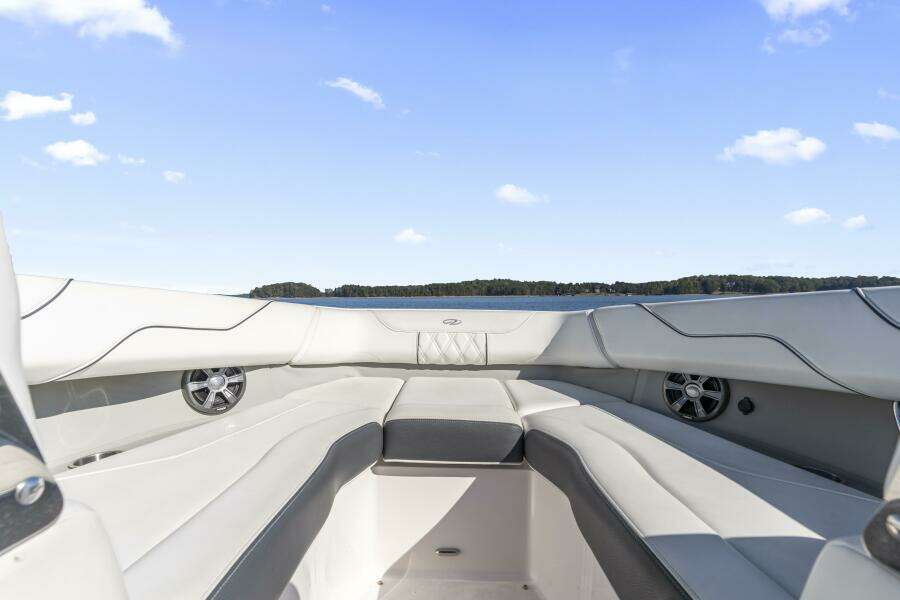 24ft Regal Yacht For Sale