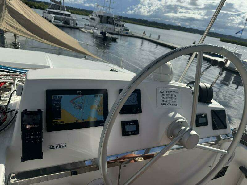 Isthmus Breeze 42ft Bali Yacht For Sale