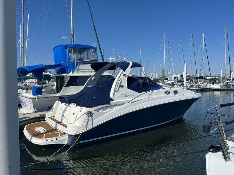 2005 Sea Ray 320 Sundancer