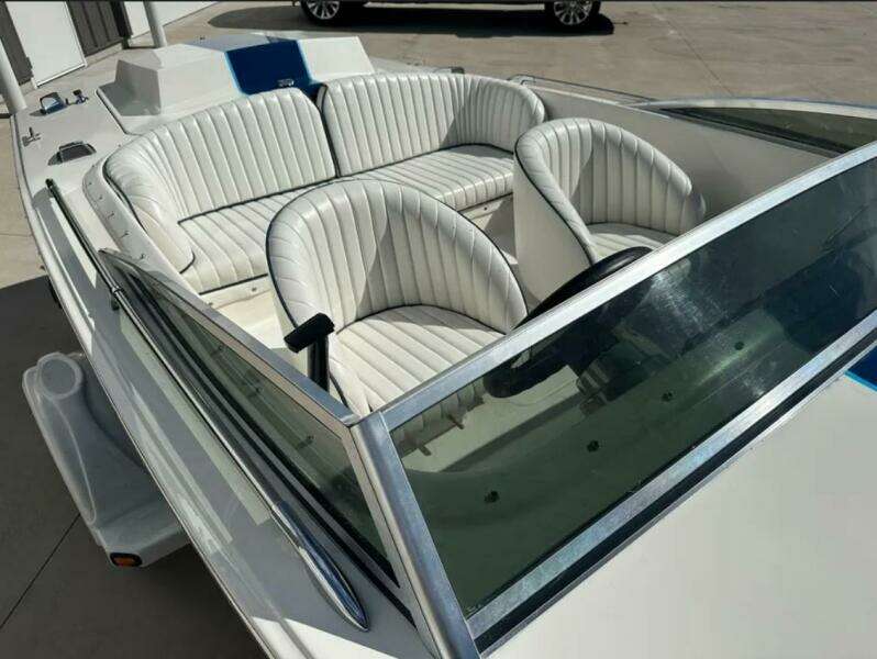 18ft Donzi Yacht For Sale