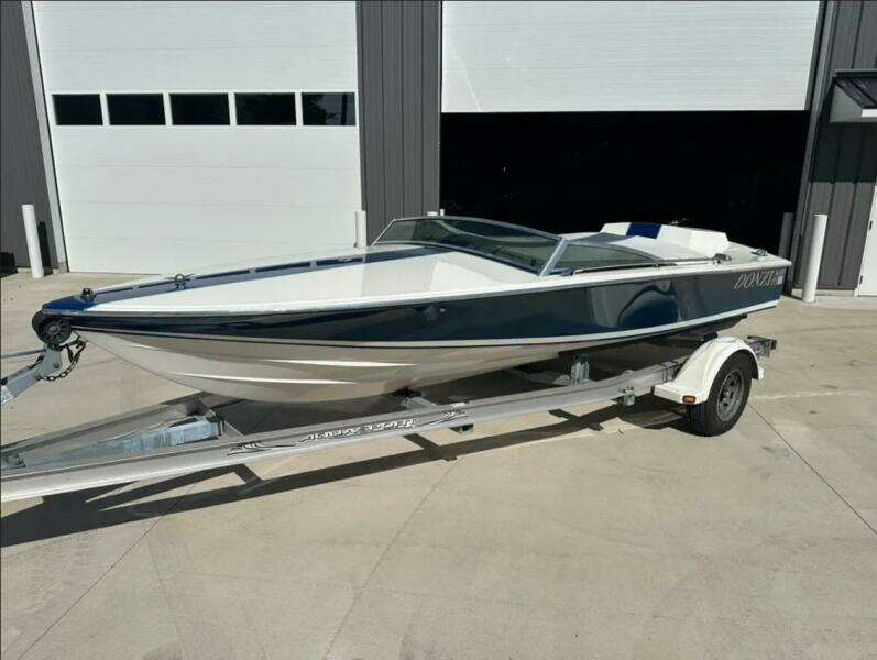 18ft Donzi Yacht For Sale