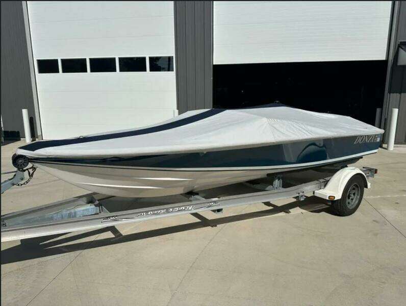 18ft Donzi Yacht For Sale