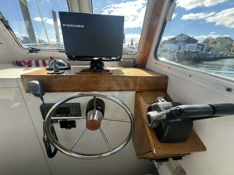 27ft Eastern Yacht For Sale