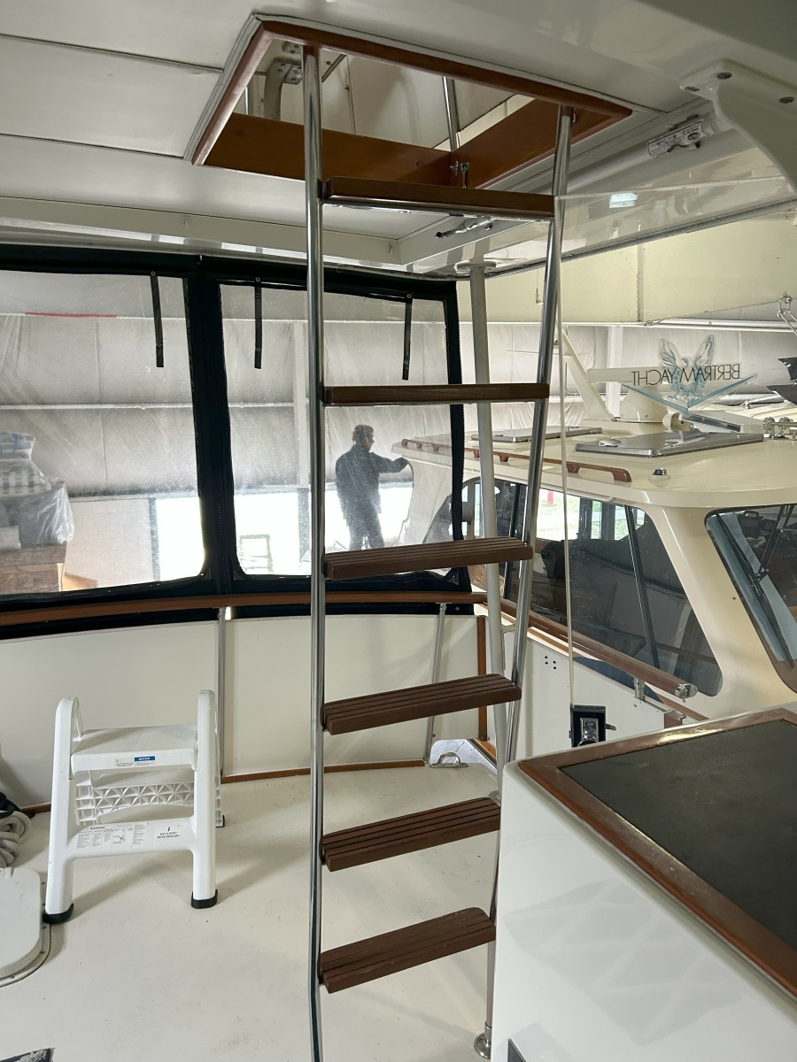 1977 Bertram 42 Motor Yacht