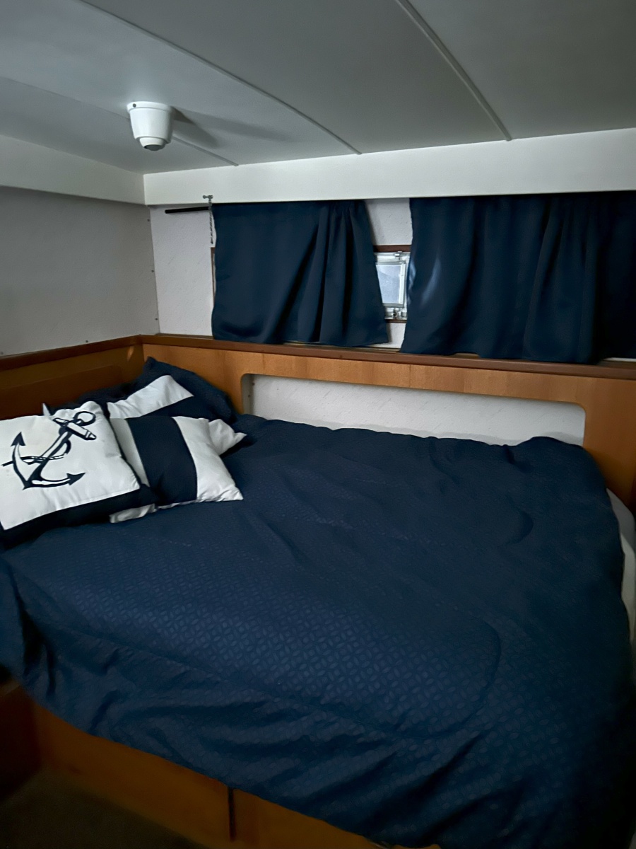 1977 Bertram 42 Motor Yacht