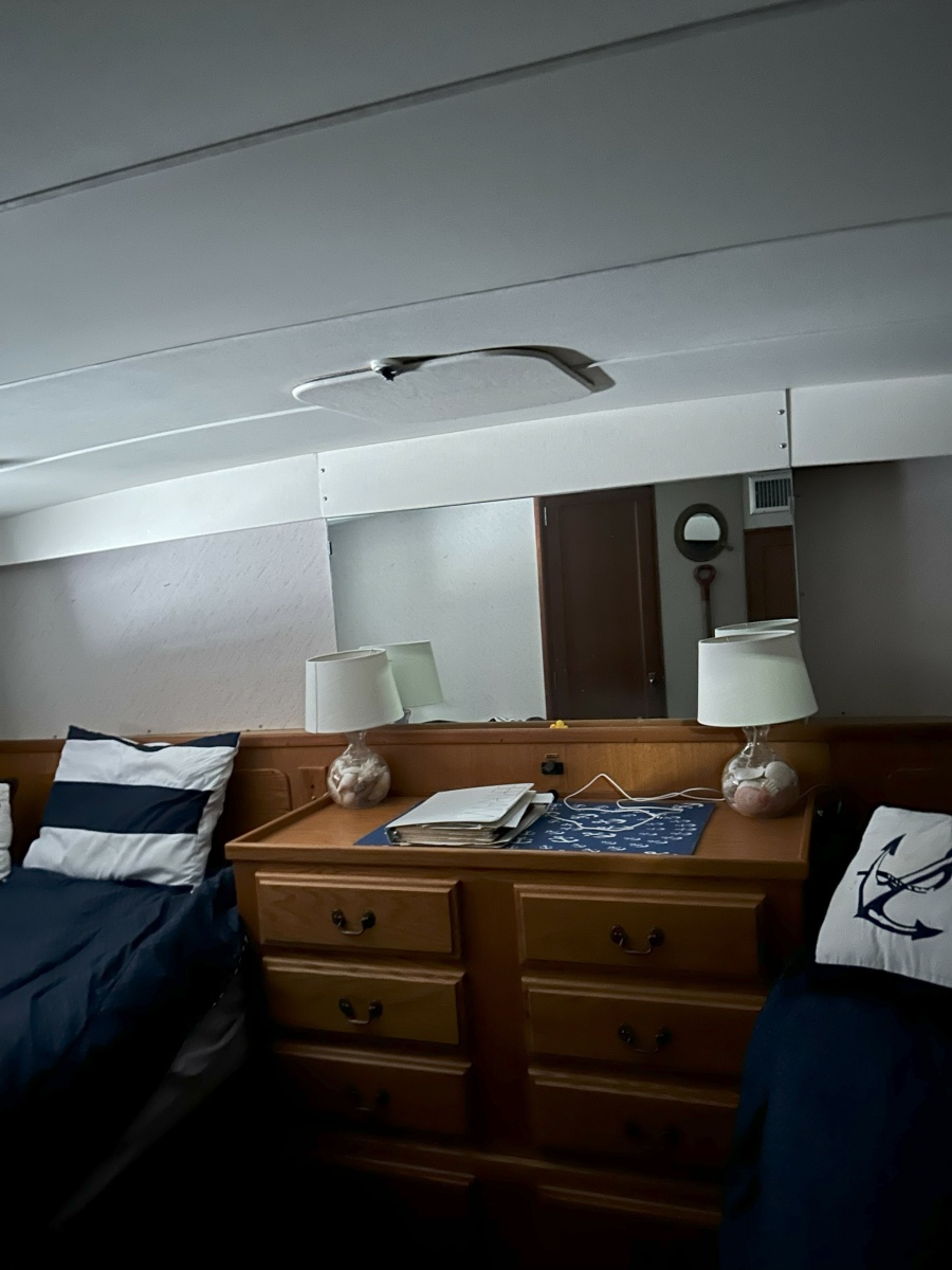 1977 Bertram 42 Motor Yacht