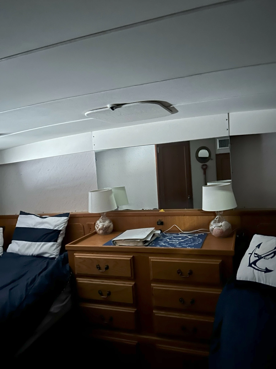 1977 Bertram 42 Motor Yacht