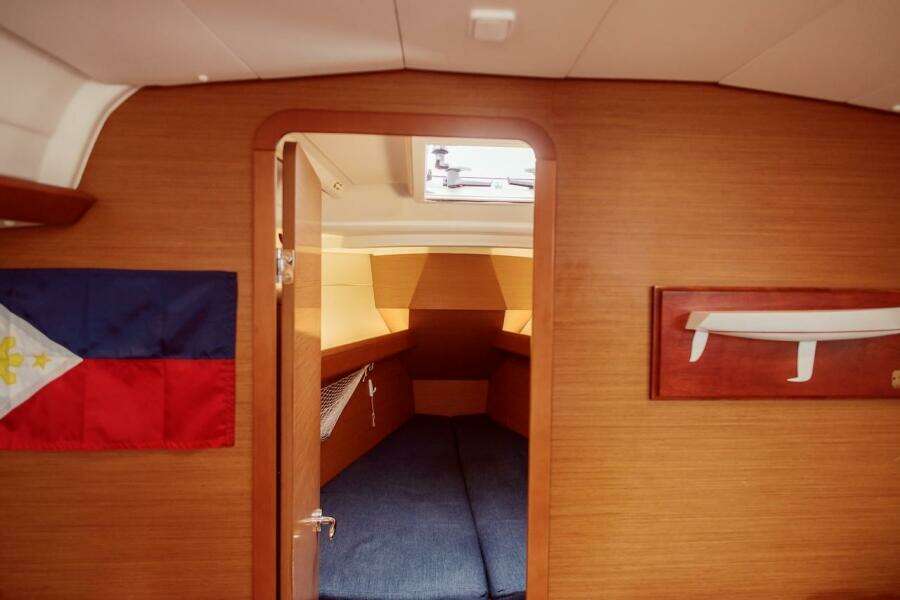 PRIMO 38ft Jeanneau Yacht For Sale