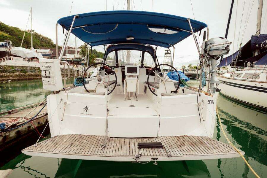 PRIMO 38ft Jeanneau Yacht For Sale