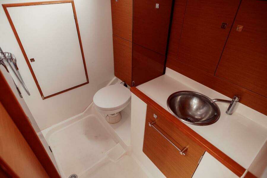 PRIMO 38ft Jeanneau Yacht For Sale
