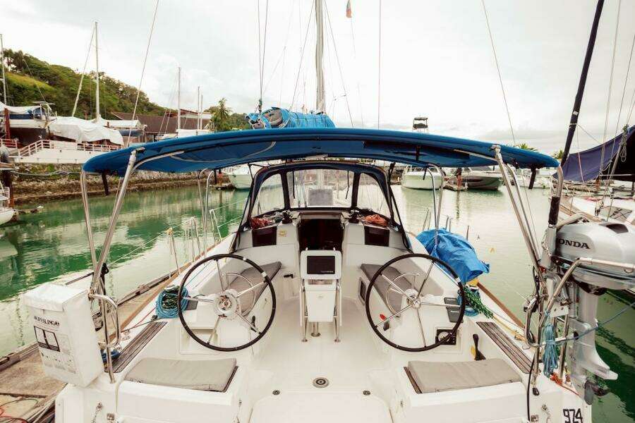 PRIMO 38ft Jeanneau Yacht For Sale