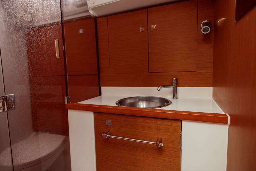 PRIMO 38ft Jeanneau Yacht For Sale