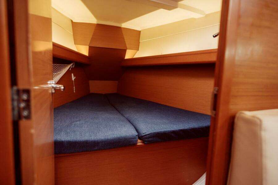 PRIMO 38ft Jeanneau Yacht For Sale