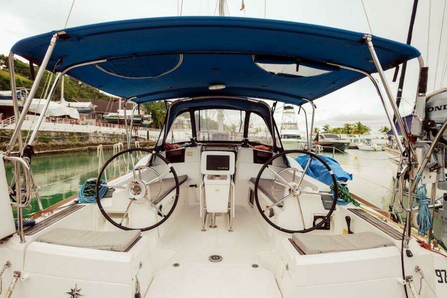 PRIMO 38ft Jeanneau Yacht For Sale