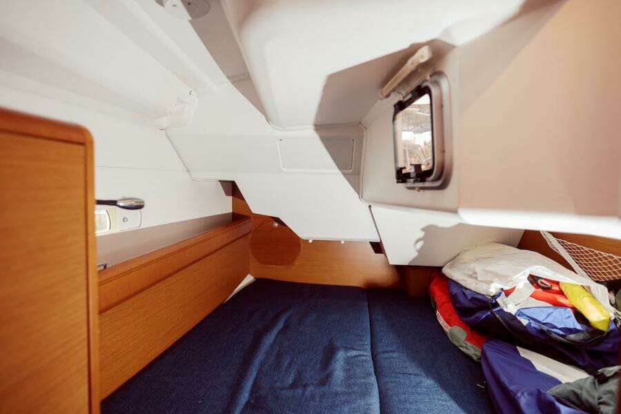 PRIMO 38ft Jeanneau Yacht For Sale