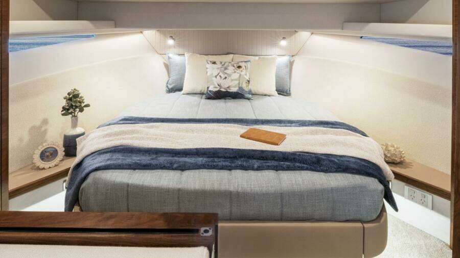 Riviera 4300 SE Image 017