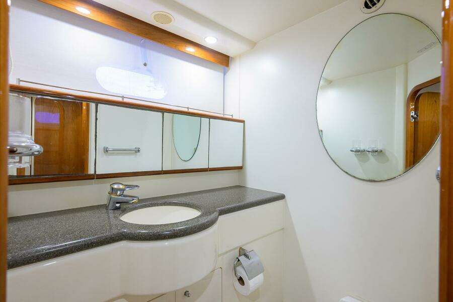 MEDUSA 68ft Viking Sport Cruisers Yacht For Sale