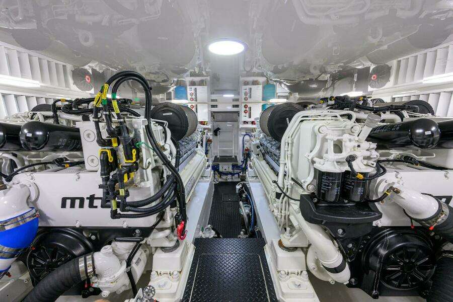 2023 Viking 64 Convertible - Engine Room 2023 Viking 64 Convertible - Engine Room