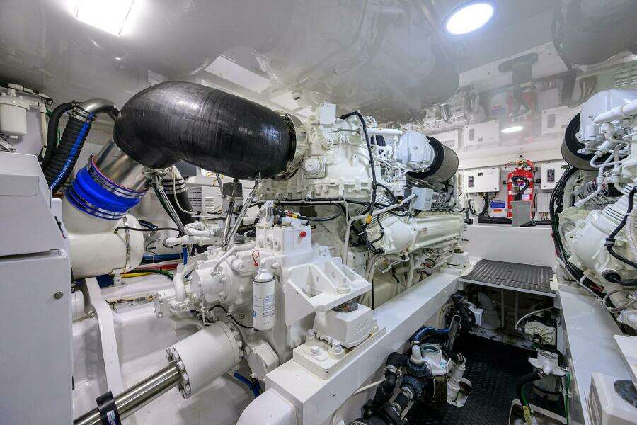 2023 Viking 64 Convertible - Engine Room 2023 Viking 64 Convertible - Engine Room