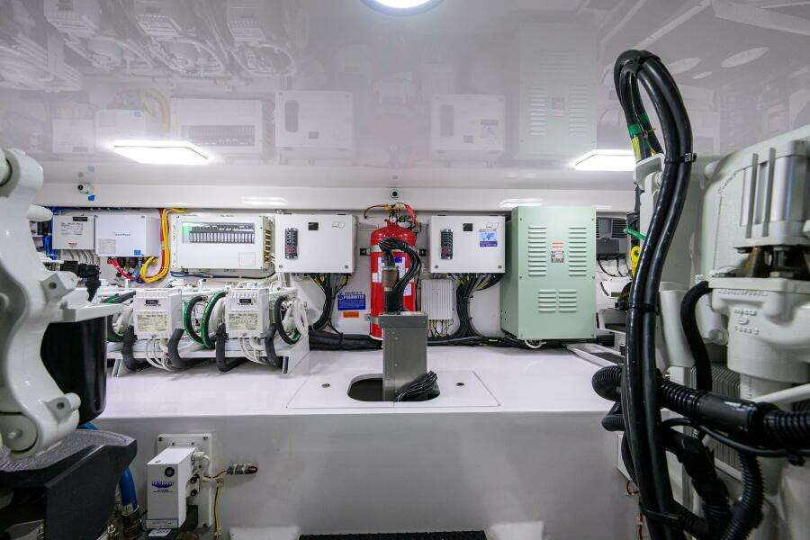 2023 Viking 64 Convertible - Engine Room 2023 Viking 64 Convertible - Engine Room