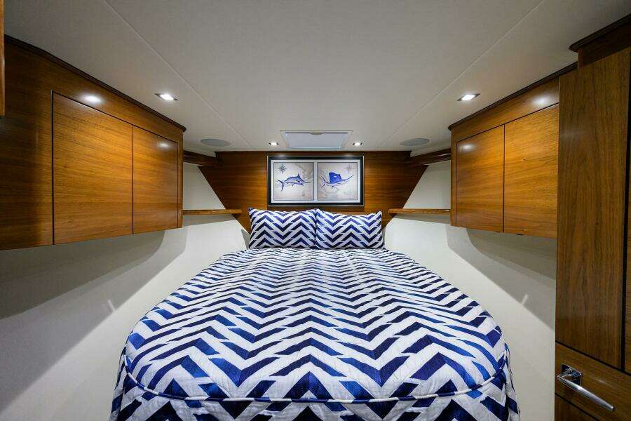 2023 Viking 64 Convertible - Stateroom 2023 Viking 64 Convertible - Stateroom
