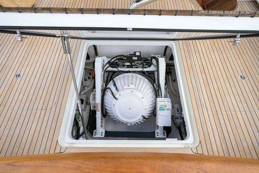 2023 Viking 64 Convertible - Cockpit 2023 Viking 64 Convertible - Cockpit