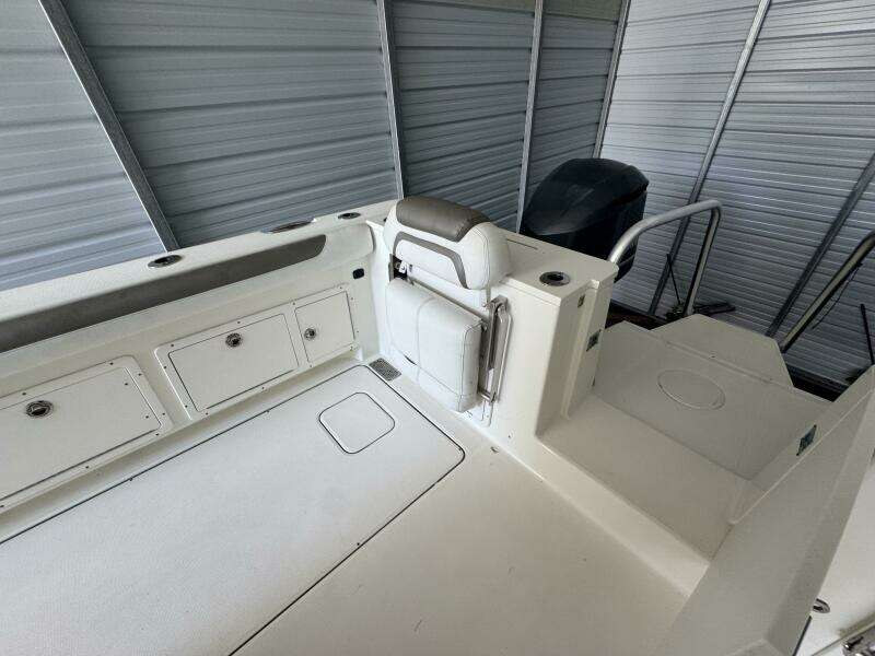 32ft World Cat Yacht For Sale