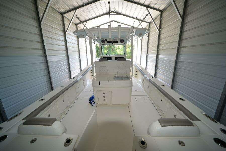 32ft World Cat Yacht For Sale