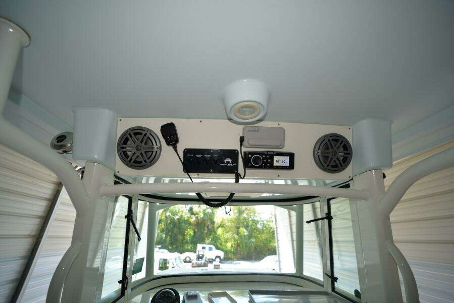 32ft World Cat Yacht For Sale