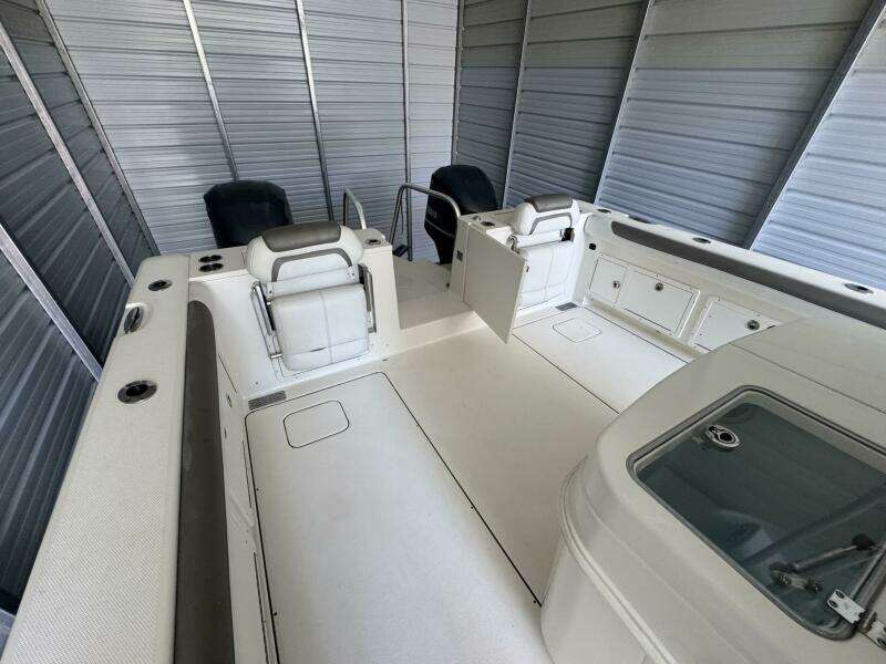 32ft World Cat Yacht For Sale