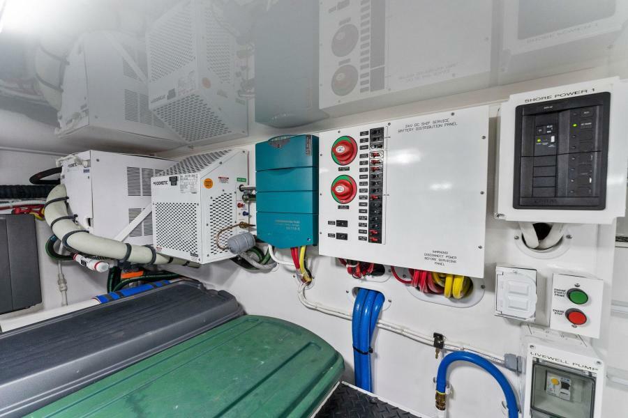 54' 2021 Viking 54 Convertible