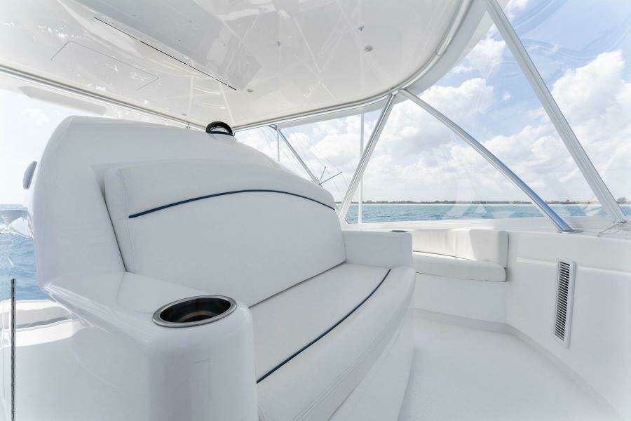 2021 Viking 54 Convertible HAMMERHEADS Flybridge
