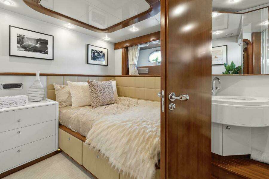 80ft Baia Yacht For Sale