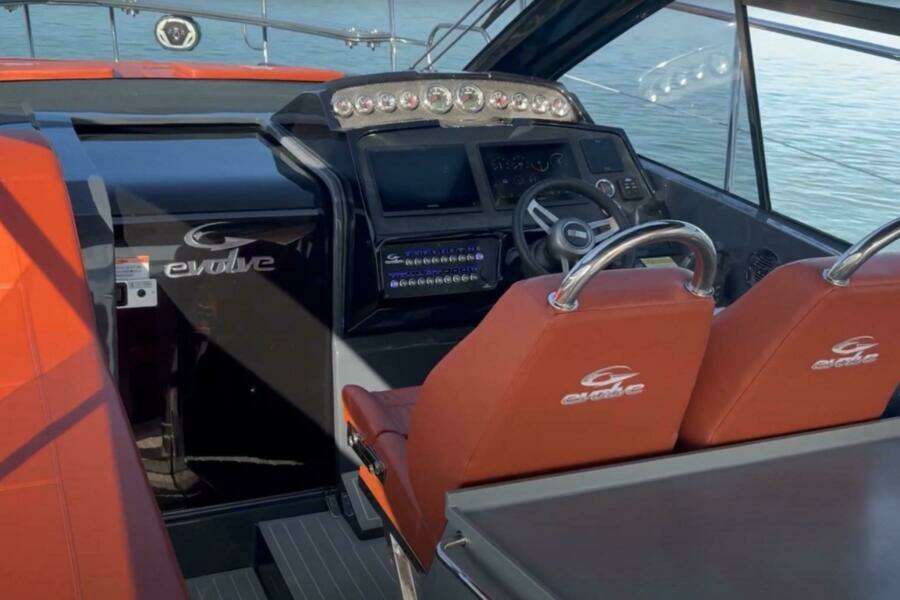 40ft Evolve Yacht For Sale